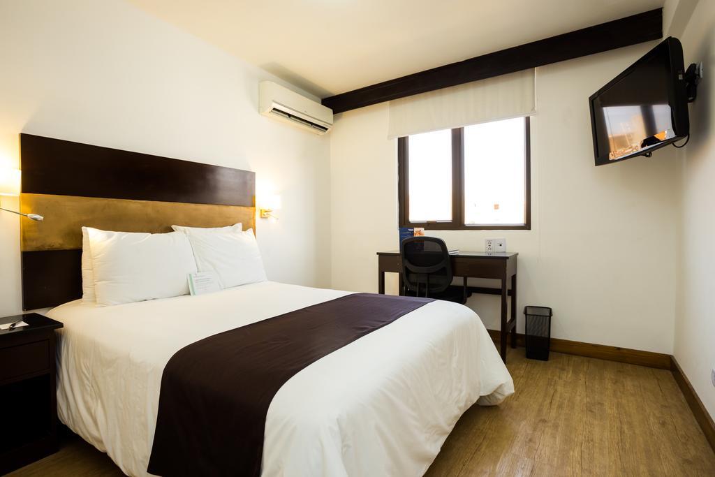 Wyndham Costa Del Sol Chiclayo Hotel Exterior photo